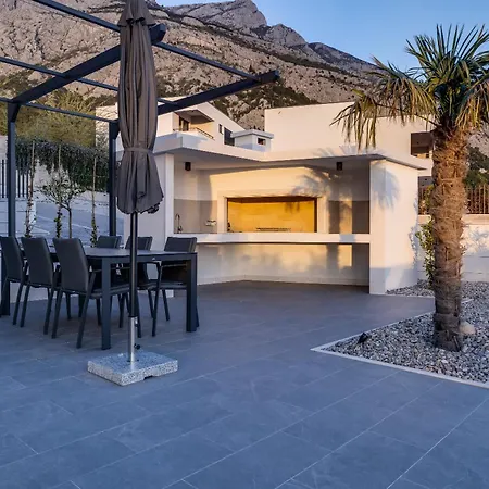 Villa Di Sole - Heated Pool & Panoramic Sea View *