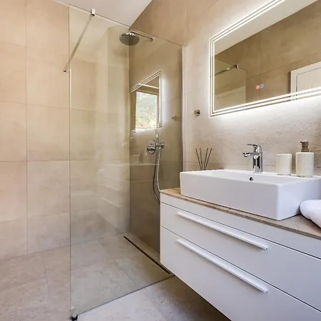 Villa Di Sole - Heated Pool & Panoramic Sea View Makarska