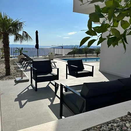 Di Sole - Heated Pool & Panoramic Sea View Villa