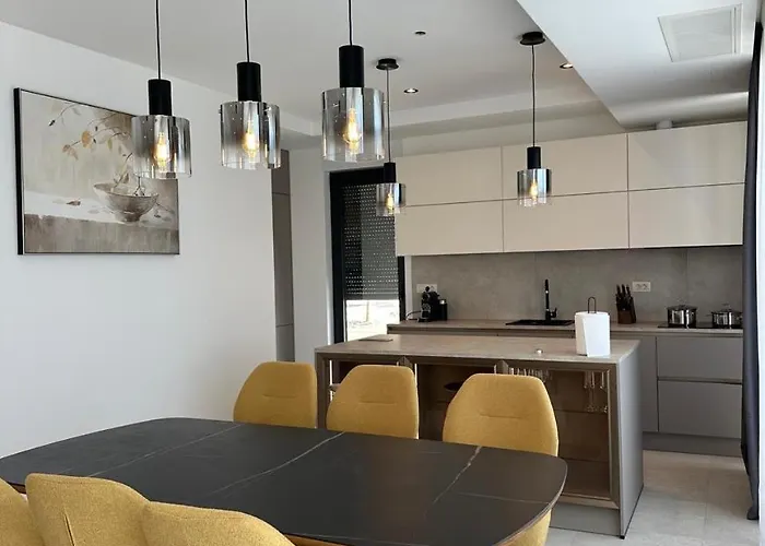 Villa Di Sole - Heated Pool & Panoramic Sea View Makarska