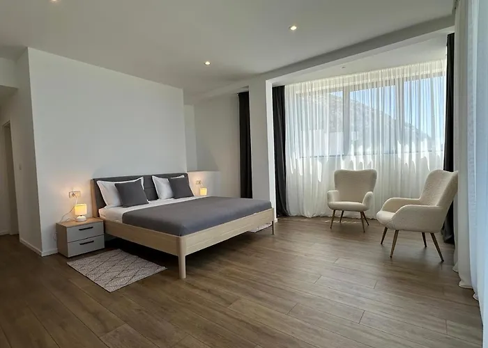 Di Sole - Heated Pool & Panoramic Sea View Villa Makarska